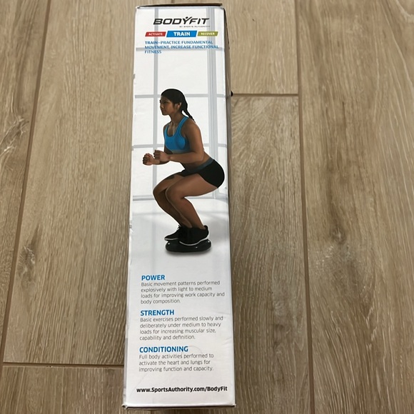 ๐ Stability Disc with Pump | Balance, Train, Recover | 12.5โ Diameter | Gray - Picture 5 of 6